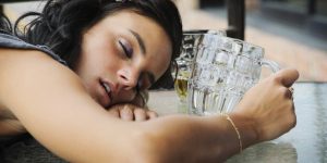 Ranking Ośrodków Terapii, kobieta alkoholik